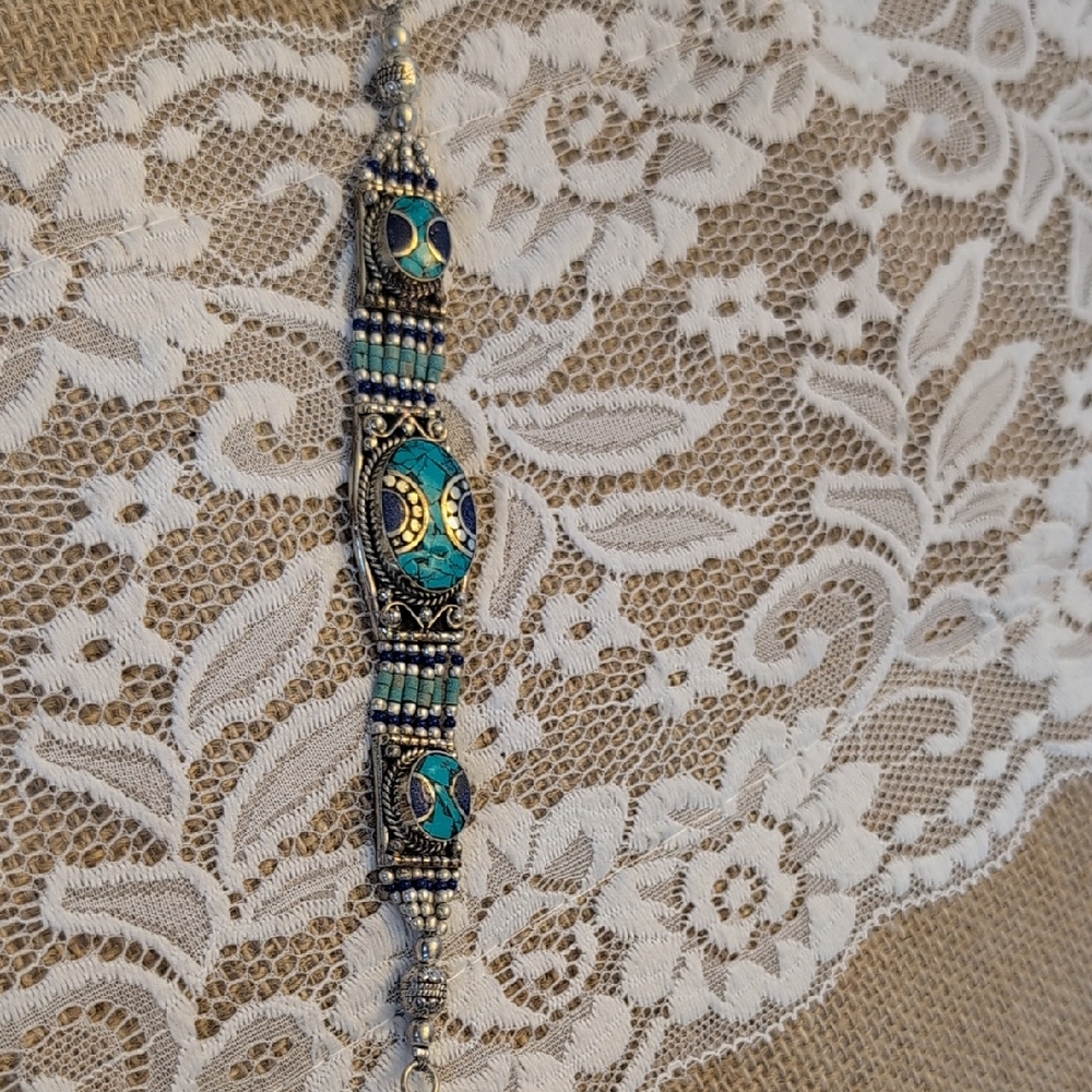 NWOT TIBETAN SILVER ARTISAN HANDCRAFTED BEADED bracelet - Picture 2 of 8